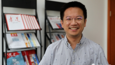 清华博士、南科大助理教授纷纷“跳槽”到中学！搞科研不如当老师香？