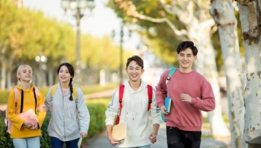是什么原因导致了很多留学生回国后都不快乐？