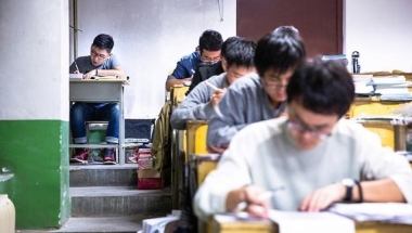 还有一个月毕业了研究生同志们，你们的档案户口处理好了吗