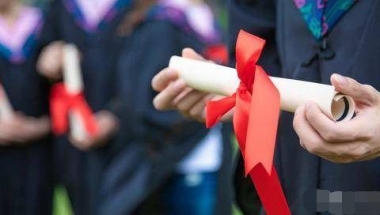 考上研究生有必要把户口迁到学校去吗？答案其实很简单