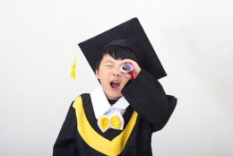 深圳中学新入职教师几乎都是博士！遭网友们热议！