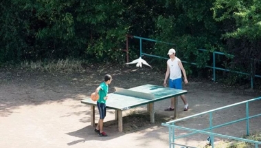 日本留学生 连续拍摄五年的乒乓球台