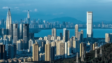 深圳拟修订户籍政策：大专学历不再直接核准落户，积分入户需居住就业10年…