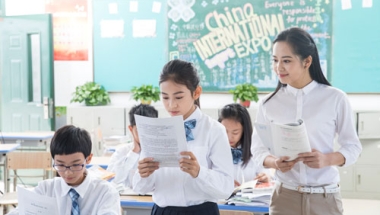 如何办理深圳落户,哪些中级职称可以入深户